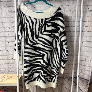 Black & White Zebra Print Women's Sweater